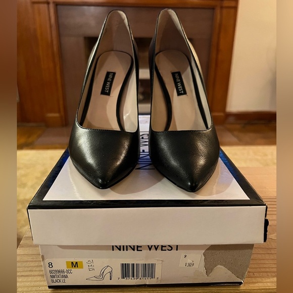 Nine West Tatiana Black Leather Heel size 8 - Picture 3 of 6